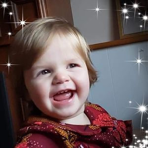 Meet your Posher, Candi